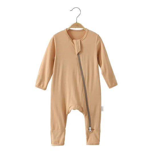 Baby clothes made of bamboo fiber